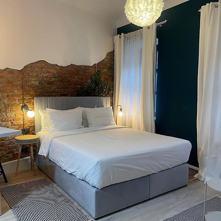 Goldsmith Bed & Breakfast Сибиу Екстериор снимка