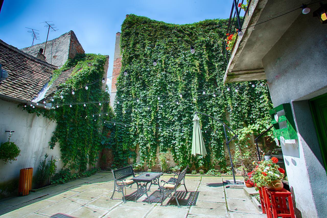 Goldsmith Bed & Breakfast Сибиу Екстериор снимка