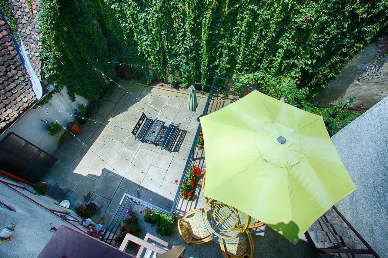 Goldsmith Bed & Breakfast Сибиу Екстериор снимка