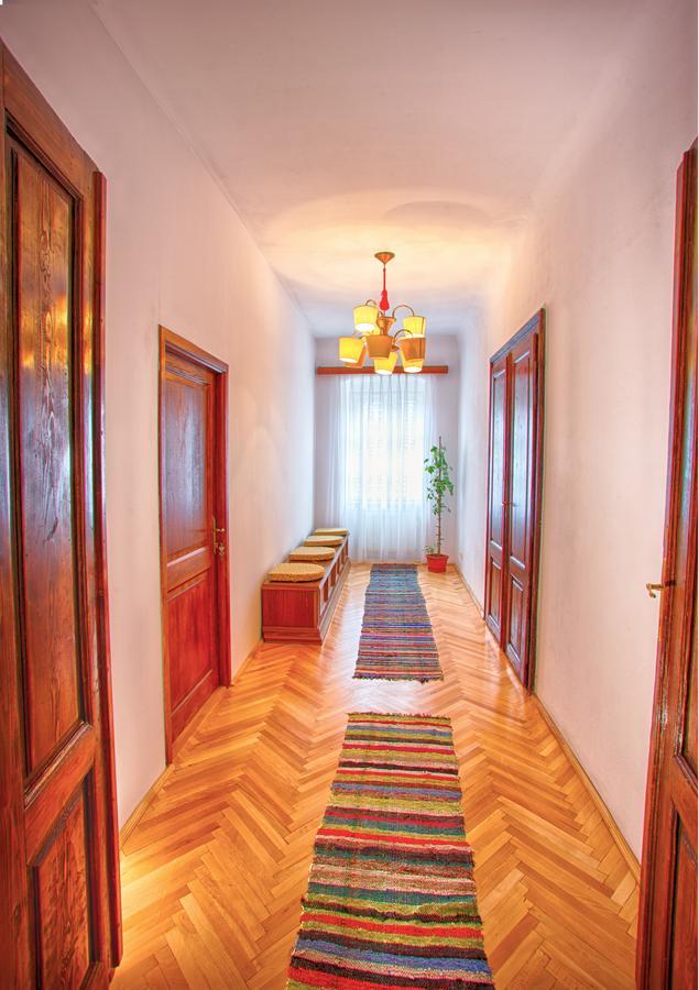 Goldsmith Bed & Breakfast Сибиу Екстериор снимка